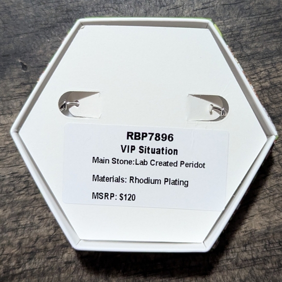 VIP Situation Aug 2024 birthday collection Bomb Party hoop earrings RBP7896 NWT - Picture 4 of 4